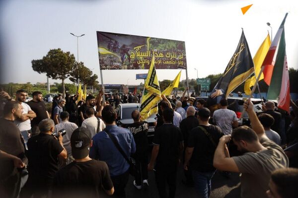 استقبال مقام لبنانی از دبیر شورای عالی امنیت ملی ایران - اسپوتنیک ایران  