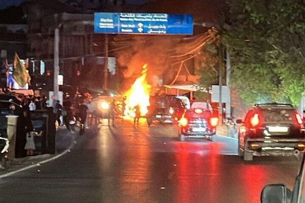 پهپادهای اسرائیلی خودرویی را بین شهرهای حداثا و حارث در جنوب لبنان هدف قرار دادند - اسپوتنیک ایران  