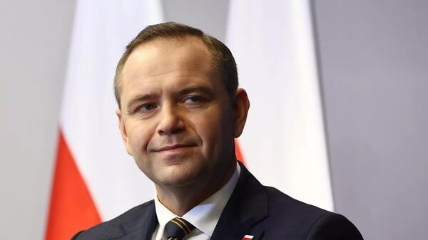 رئیس جمهور لهستان خشم خود را به خاطر ظاهر شدن نمادهای باندرا در فضاهای عمومی کشورش ابراز کرد - اسپوتنیک ایران  