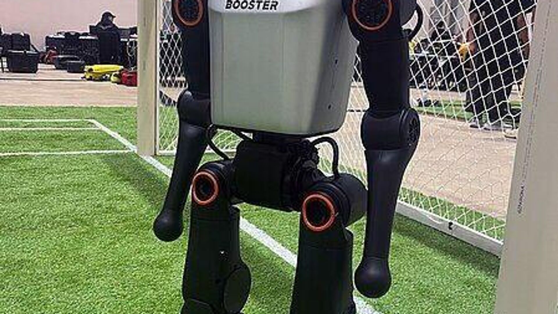 قرار است ربات های فوتبالیست تا سال 2050 با قهرمانان جهان مسابقه دهند قرار است ربات های فوتبالیست تا سال 2050 با قهرمانان جهان مسابقه دهند - اسپوتنیک ایران , 1920, 14.08.2025