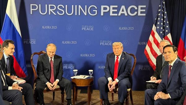 تصاویر جدید از مذاکرات پوتین و ترامپ - اسپوتنیک ایران  