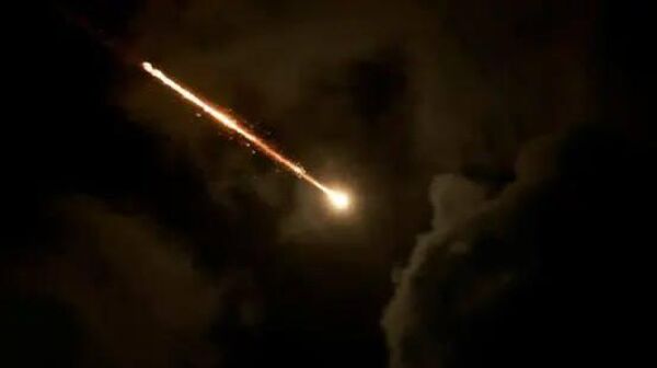 حمله موشکی انصارالله یمن به فرودگاه بن گوریون در تل‌آویو - اسپوتنیک ایران  