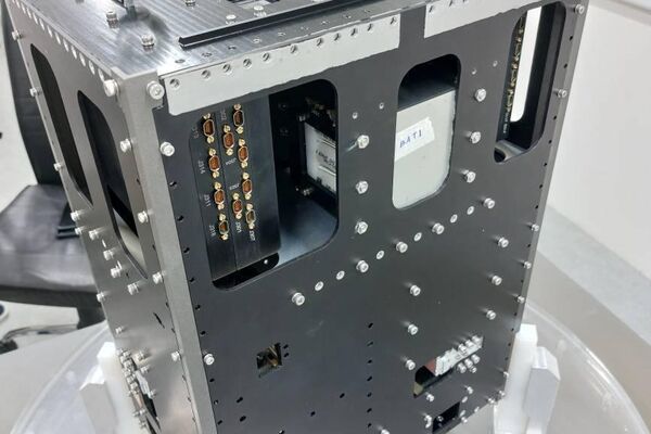 پرتاب نمونه دوم ماهواره ایرانی کوثر با سایوز روسی امسال انجام میشود پرتاب نمونه دوم ماهواره ایرانی کوثر با سایوز روسی امسال انجام میشود - اسپوتنیک ایران