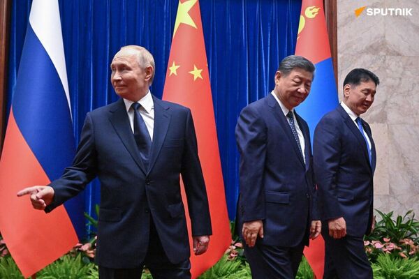 پشت صحنه چین: اجلاس شانگهای و ورود رهبران به چین برای شرکت در رژه بمناسبت هشتادمین سالگرد پیروزی - اسپوتنیک ایران  