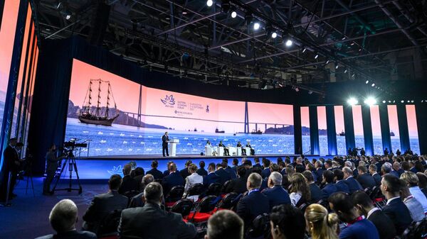 نشست مجمع اقتصادی شرق در ولادی واستوک روسیه - اسپوتنیک ایران  