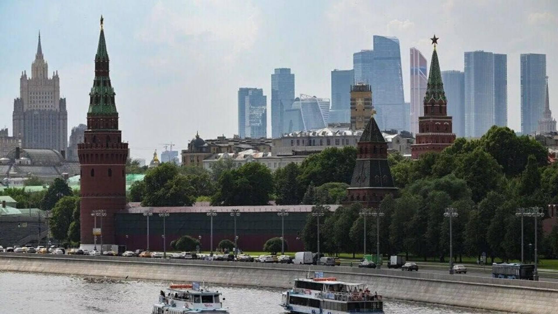 سخنگوی کرملین گفت که اکثریت قریب به اتفاق کشورها خواهان جهانی تک قطبی نیستند سخنگوی کرملین گفت که اکثریت قریب به اتفاق کشورها خواهان جهانی تک قطبی نیستند - اسپوتنیک ایران , 1920, 06.09.2025