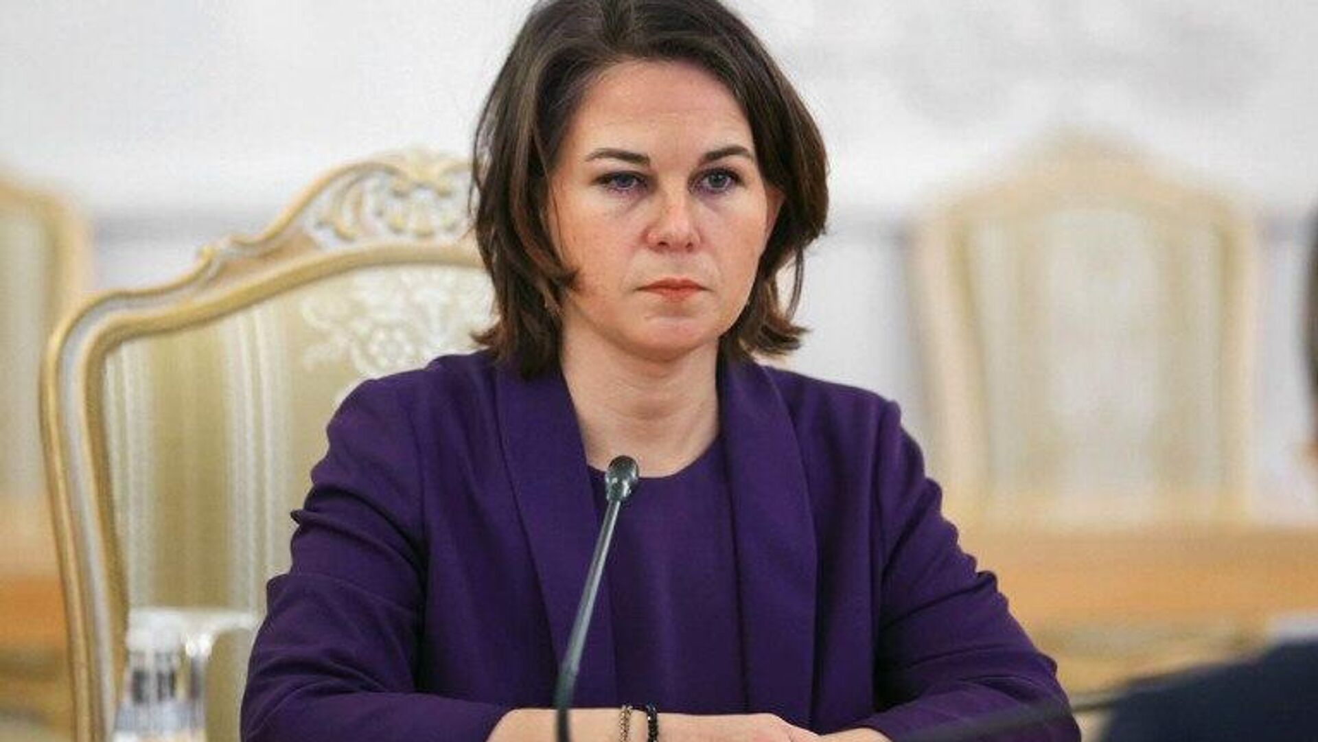 انتخاب بازیگر بد: بائربوک پس از انتصاب جدید با تمسخر مواجه شد انتخاب بازیگر بد: بائربوک پس از انتصاب جدید با تمسخر مواجه شد - اسپوتنیک ایران , 1920, 10.09.2025