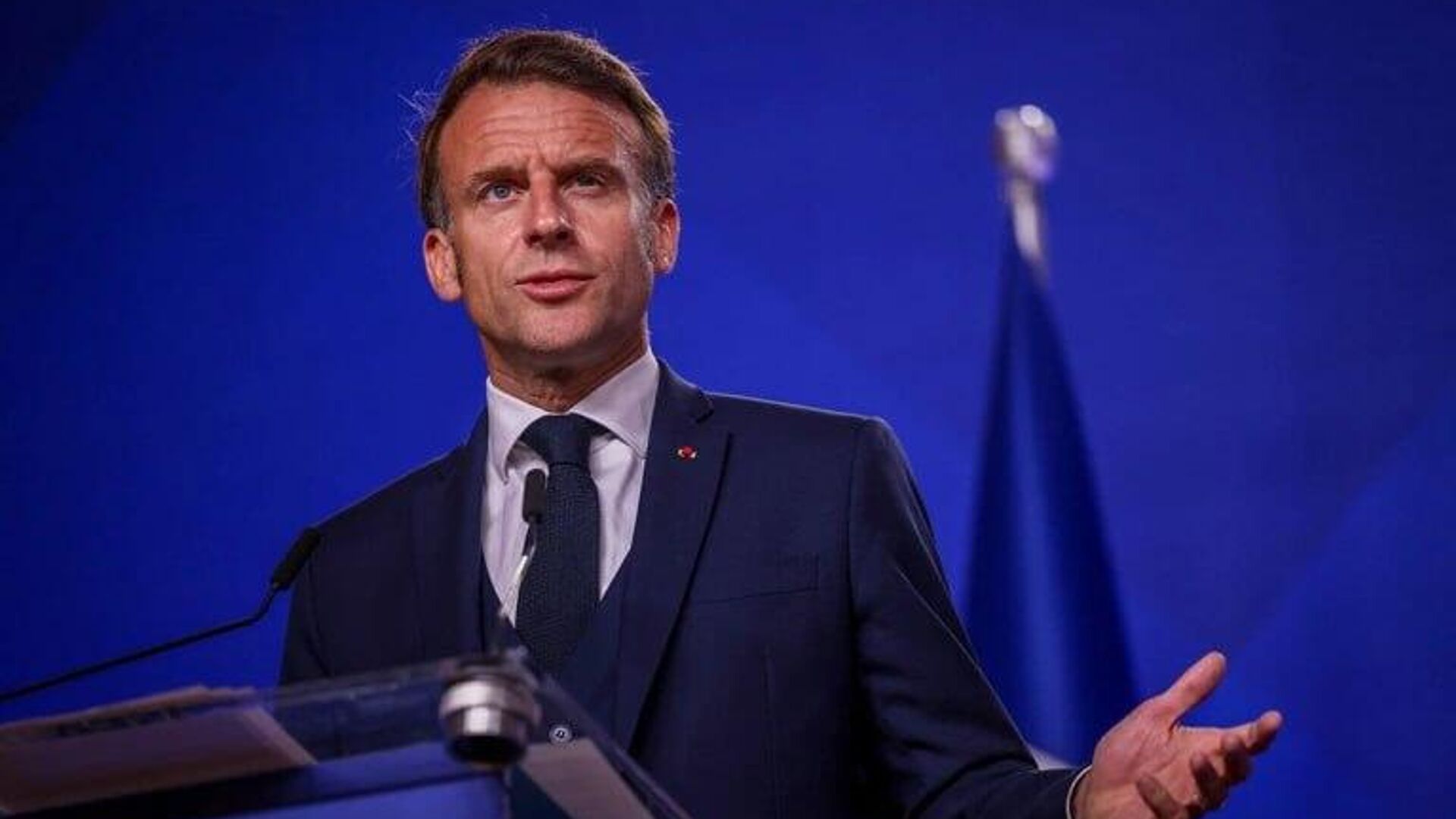 بحران سیاسی در فرانسه: «مکرون از واقعیات کاملاً بیخبر است» بحران سیاسی در فرانسه: «مکرون از واقعیات کاملاً بیخبر است» - اسپوتنیک ایران , 1920, 10.09.2025