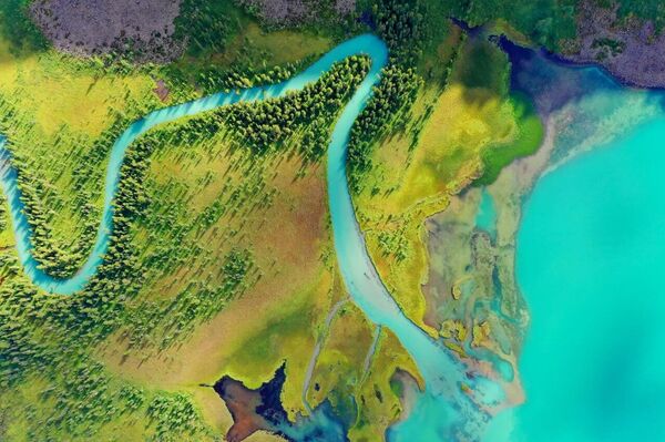 شهری که ماه بر ابدیت طلوع می‌کند و درختی که نظاره‌گر است: برندگان یازدهمین مسابقه عکاسی انجمن جغرافیای روسیه زیباترین کشور - اسپوتنیک ایران  