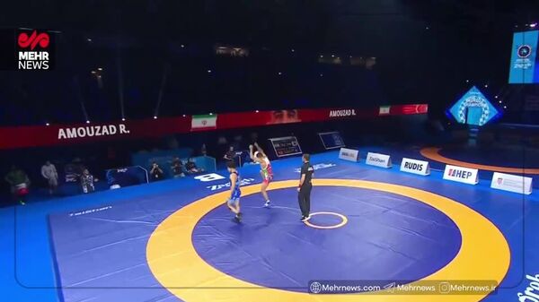 رقص محلی رحمان عموزاد، کشتی گیر ایرانی پس از پیروزی برابر قهرمان المپیک - اسپوتنیک ایران  