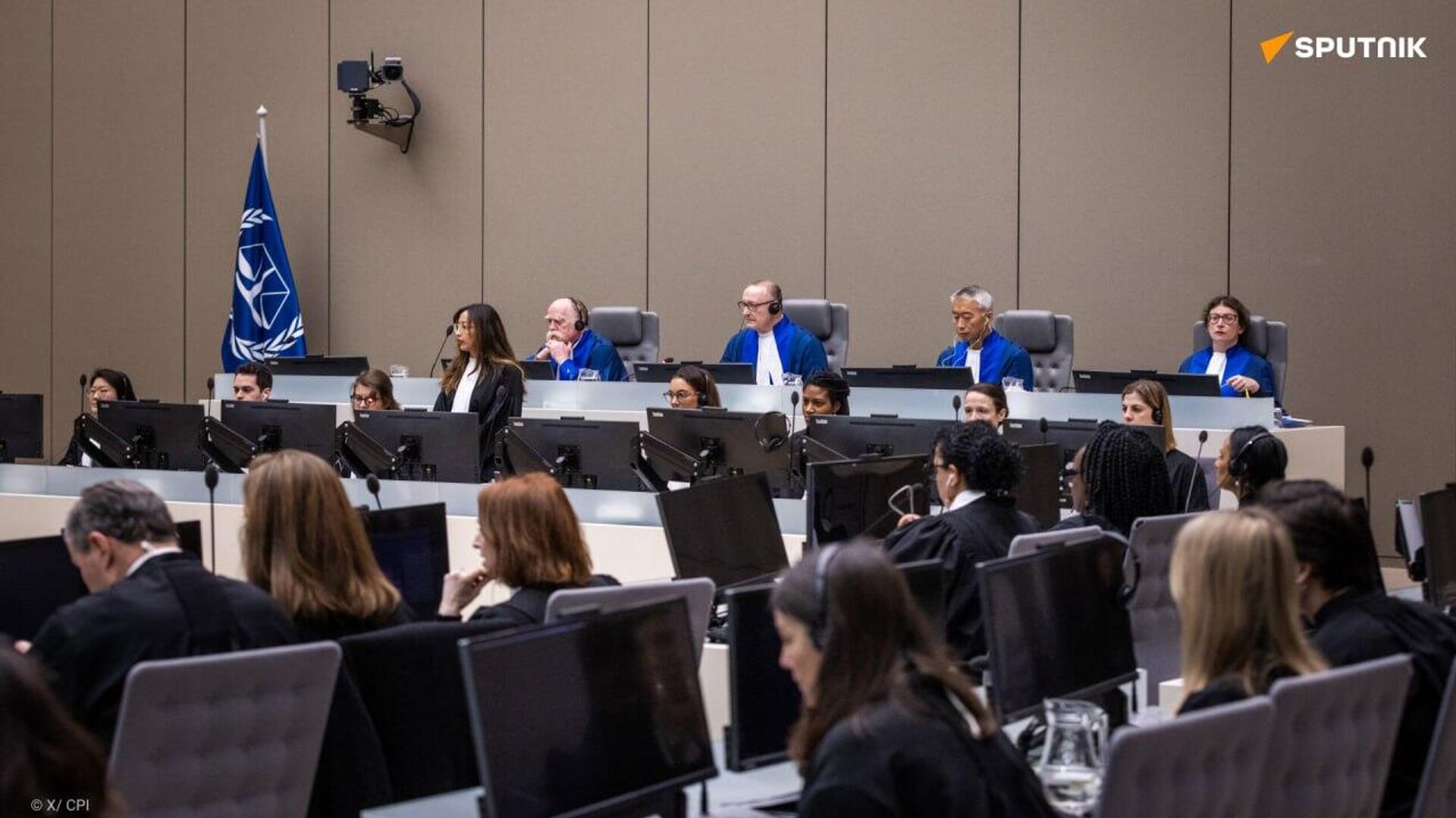 «نمایش عدالت»: یک مقام مالیایی تصمیم اتحاد کشورهای ساحل برای خروج از دادگاه کیفری بینالمللی را توضیح میدهد «نمایش عدالت»: یک مقام مالیایی تصمیم اتحاد کشورهای ساحل برای خروج از دادگاه کیفری بینالمللی را توضیح میدهد - اسپوتنیک ایران , 1920, 18.09.2025