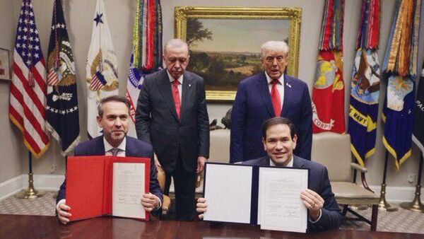 ترکیه و ایالات متحده یک توافقنامه همکاری استراتژیک در زمینه انرژی هسته‌ای صلح‌آمیز امضا کردند - اسپوتنیک ایران  