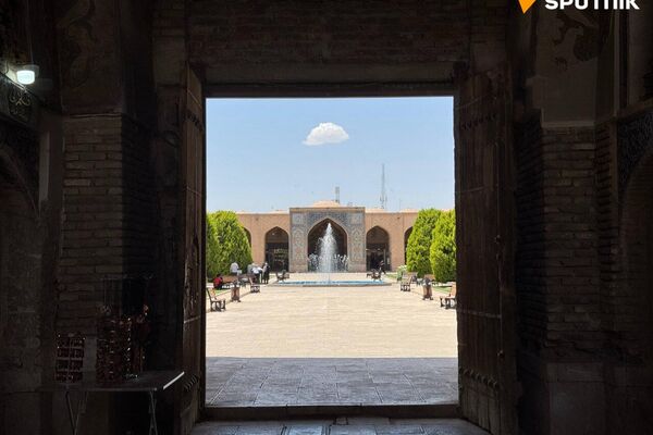 کاروانسرای گنجعلی خان، نگین کرمان - اسپوتنیک ایران  