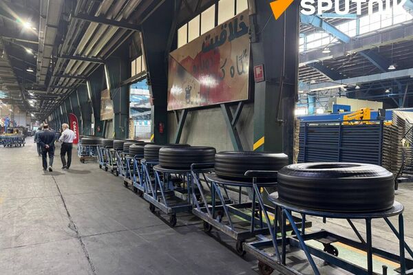 بزرگترین کارخانه ی لاستیک سازی ایران بزرگترین کارخانه ی لاستیک سازی ایران - اسپوتنیک ایران