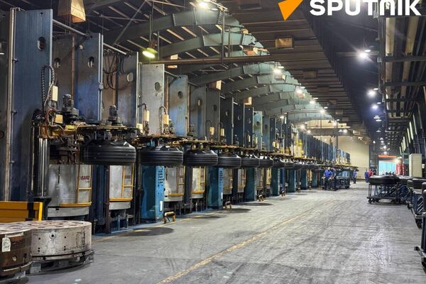 بزرگترین کارخانه ی لاستیک سازی ایران بزرگترین کارخانه ی لاستیک سازی ایران - اسپوتنیک ایران