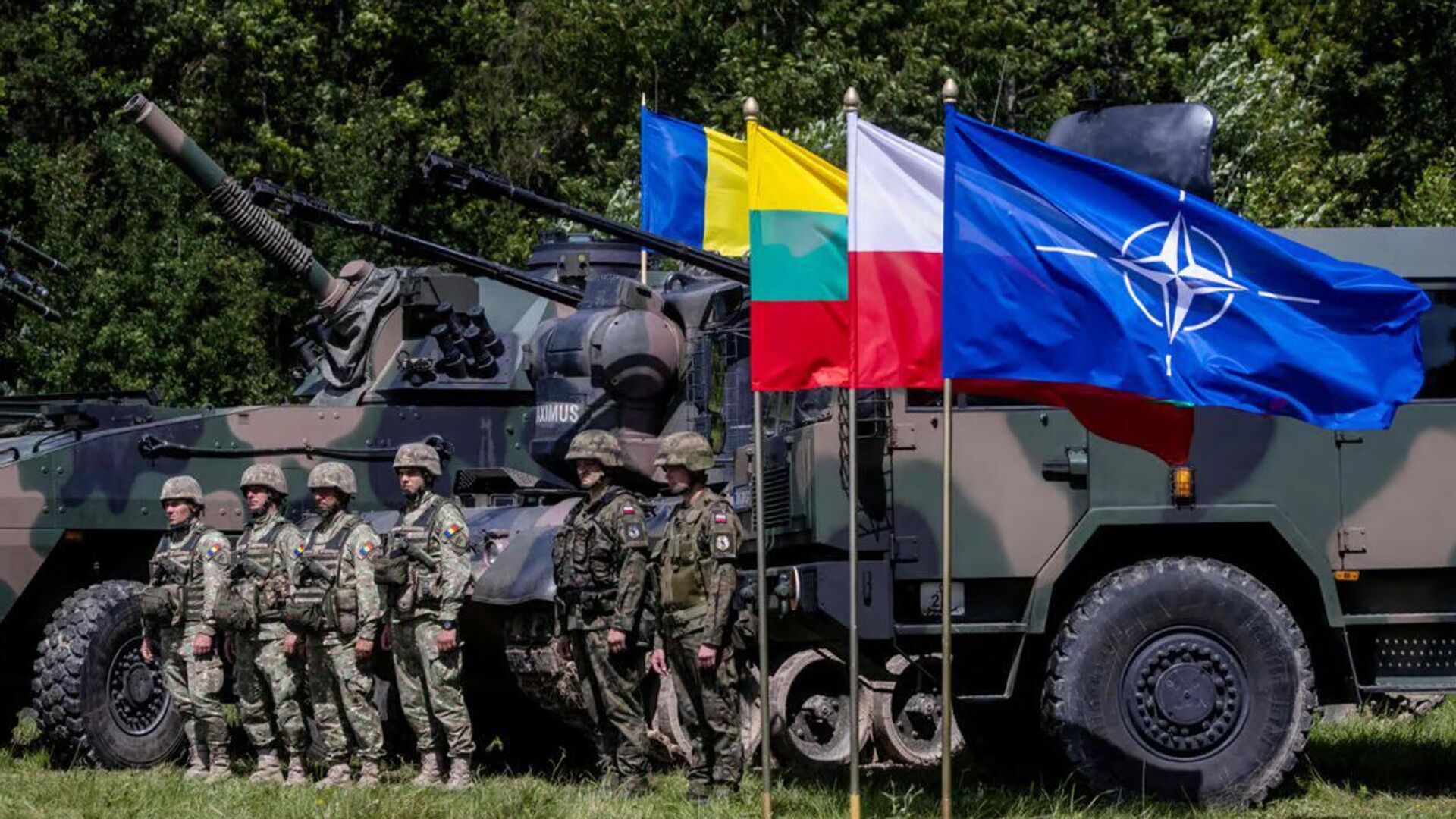 سرهنگ سوئیسی: استونیاییسازی سیاست بروکسل، راه به سوی نابودی اروپا است سرهنگ سوئیسی: استونیاییسازی سیاست بروکسل، راه به سوی نابودی اروپا است - اسپوتنیک ایران , 1920, 06.10.2025