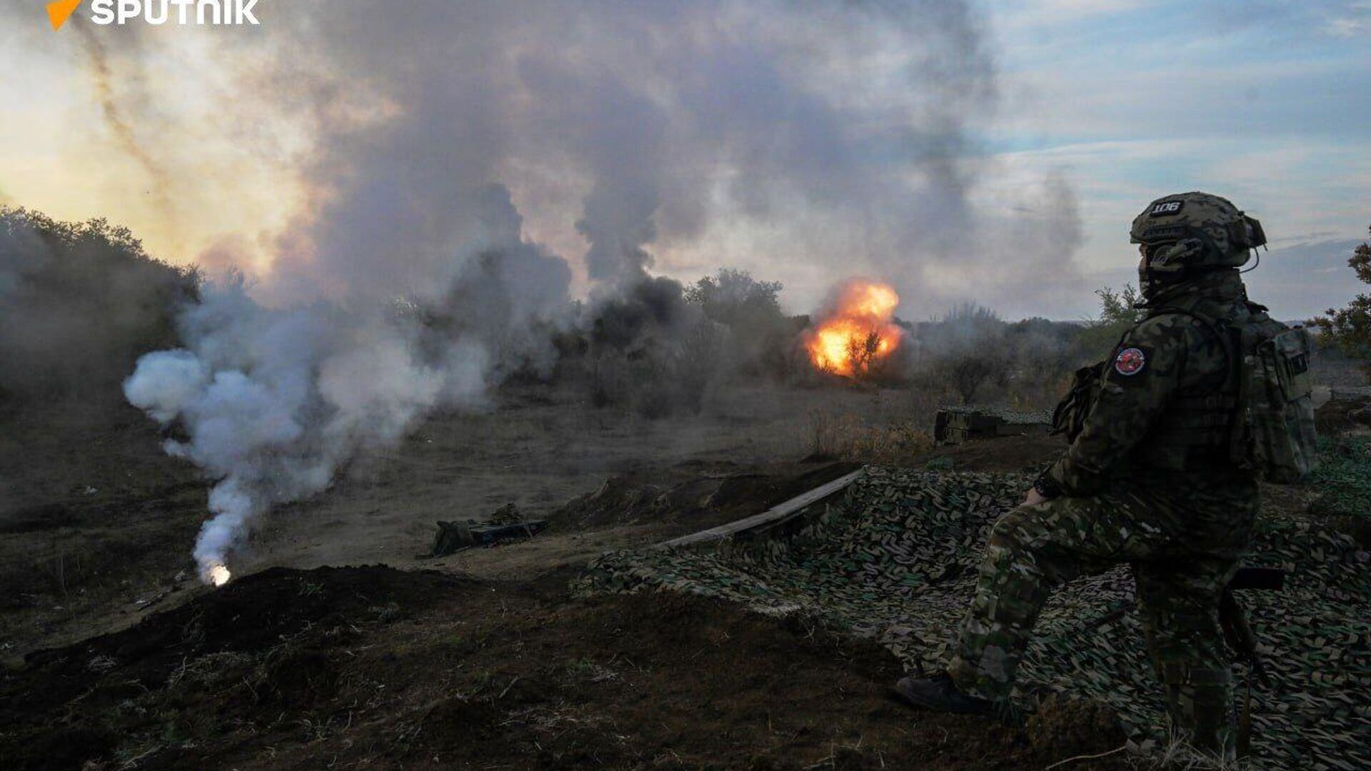 انهدام مراکز کنترل پهپادهای اوکراینی که به بلگورود حمله می کردند انهدام مراکز کنترل پهپادهای اوکراینی که به بلگورود حمله می کردند - اسپوتنیک ایران , 1920, 10.10.2025