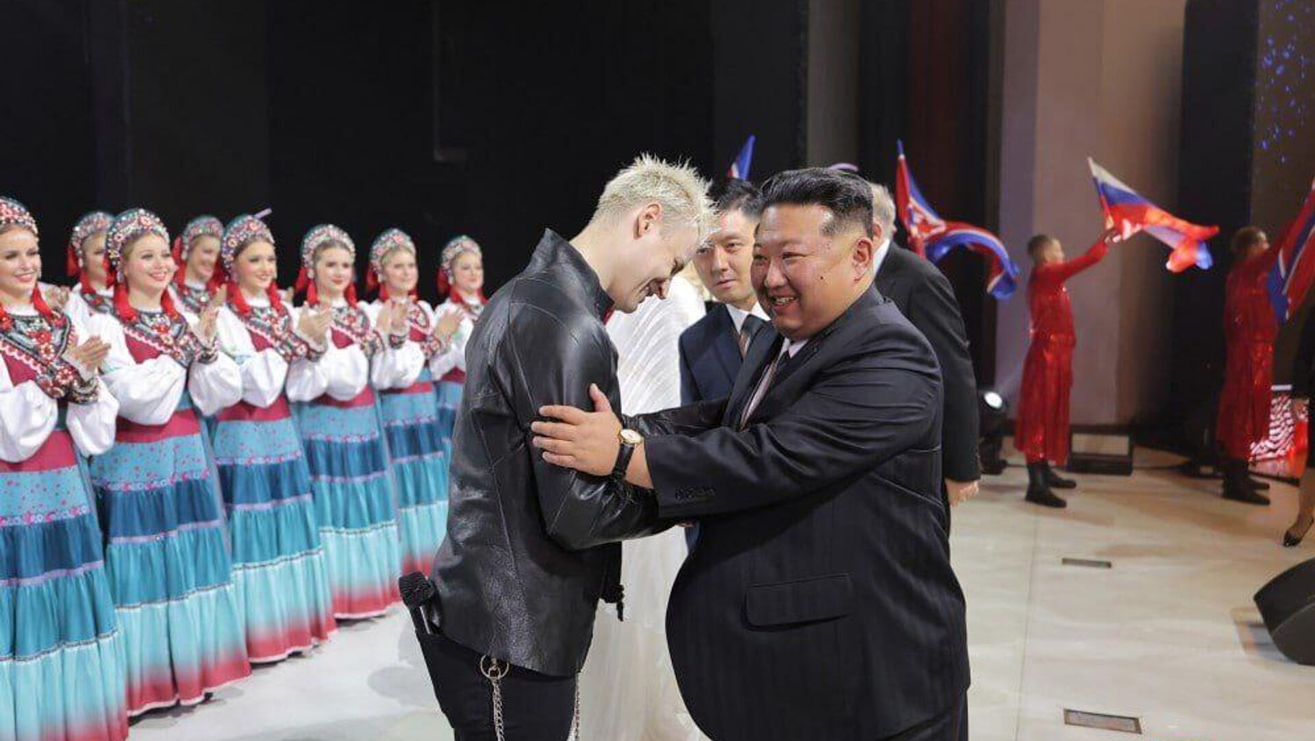 حضور رهبر کره شمالی در کنسرت هنرمندان روس در پیونگ یانگ حضور رهبر کره شمالی در کنسرت هنرمندان روس در پیونگ یانگ - اسپوتنیک ایران , 1920, 10.10.2025