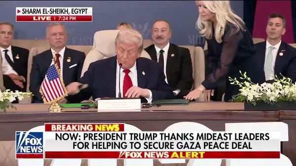 ترامپ توافق صلح غزه را امضا کرد - اسپوتنیک ایران  