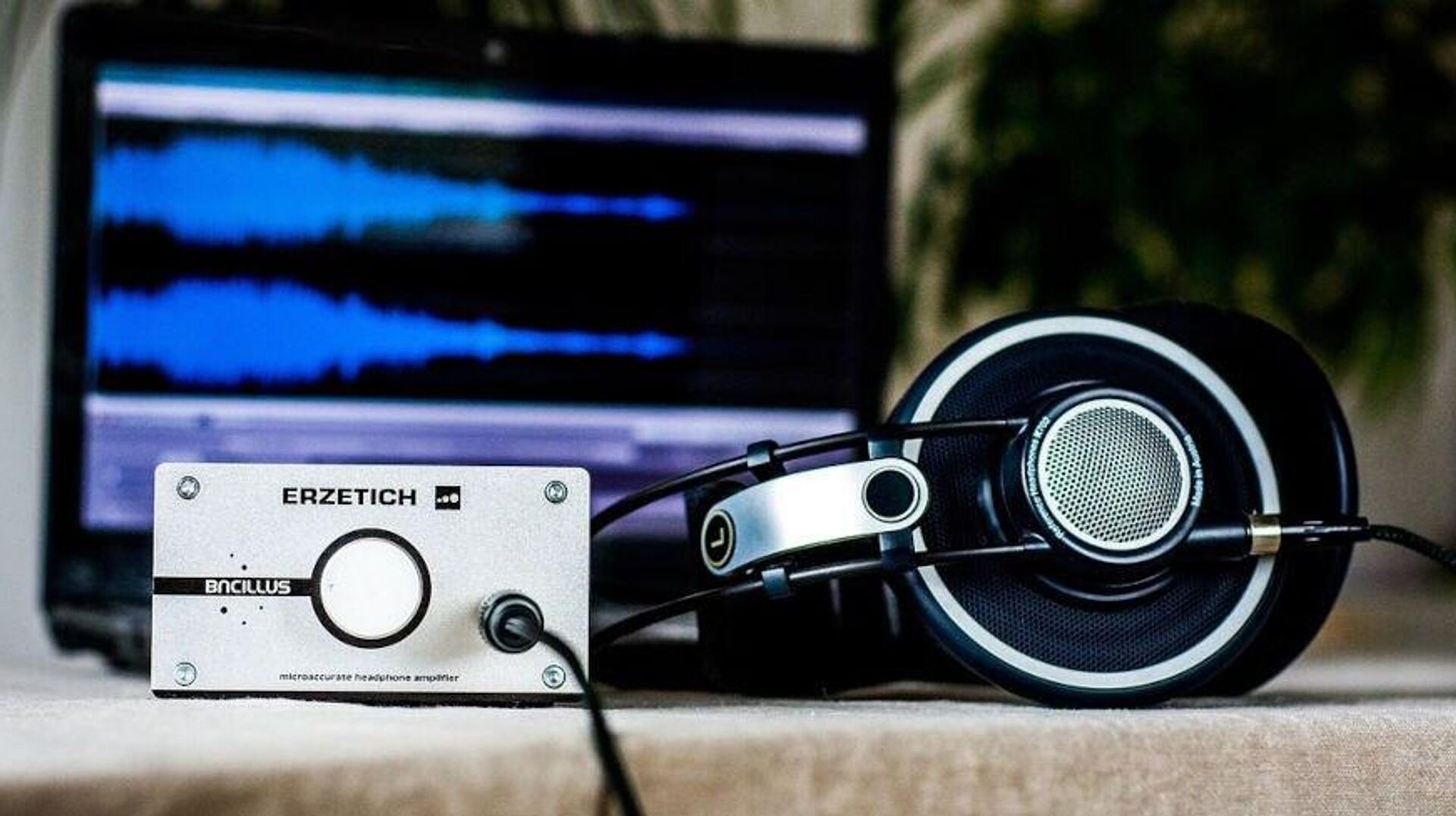 ایلان ماسک در دفاع از حریم خصوصی کاربران/ هشدار درباره «قانون نفوذ به پیامها» در فرانسه ایلان ماسک در دفاع از حریم خصوصی کاربران/ هشدار درباره «قانون نفوذ به پیامها» در فرانسه - اسپوتنیک ایران , 1920, 15.10.2025