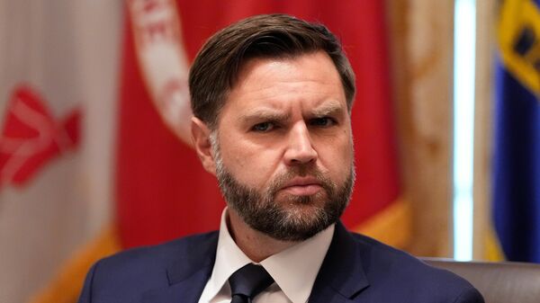 Vice President JD Vance listens as President Donald Trump speaks before a lunch with Ukraine's Volodymyr Zelensky in the Cabinet Room of the White House, Friday, Oct. 17, 2025, in Washington - اسپوتنیک ایران  