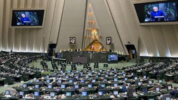  رئیس کمیسیون امنیت ملی ایران: صرف نظر از اعتراضات، شاهد یک ماجراجویی مجدد اسرائیل و امریکا بودیم - اسپوتنیک ایران  