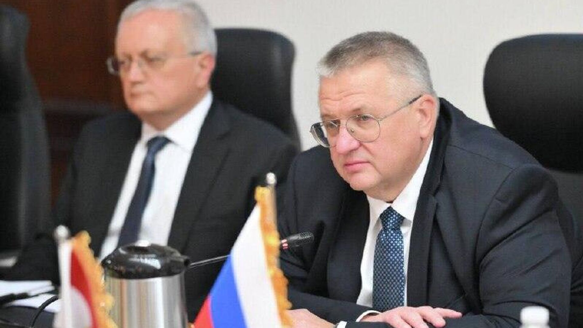 معاون نخست وزیر روسیه گفت که غرب هرگز در به زانو درآوردن روسیه موفق نخواهد شد معاون نخست وزیر روسیه گفت که غرب هرگز در به زانو درآوردن روسیه موفق نخواهد شد - اسپوتنیک ایران , 1920, 26.10.2025