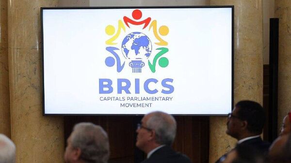 جنبش پارلمانی پایتخت‌های بریکس با حضور ایران شکل گرفت - اسپوتنیک ایران  