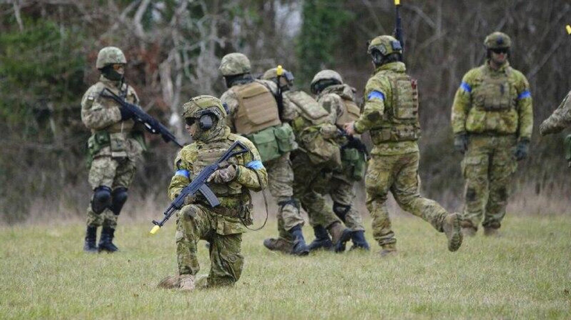 بر اساس یک شنود رادیویی، شبهنظامیان نیروهای مسلح اوکراین در حال اعدام ساکنان کراسنی لیمان هستند بر اساس یک شنود رادیویی، شبهنظامیان نیروهای مسلح اوکراین در حال اعدام ساکنان کراسنی لیمان هستند - اسپوتنیک ایران , 1920, 30.10.2025