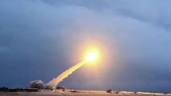 تحلیل کارشناس درباره تصمیم ترامپ برای از سرگیری آزمایش‌های هسته‌ای - اسپوتنیک ایران  