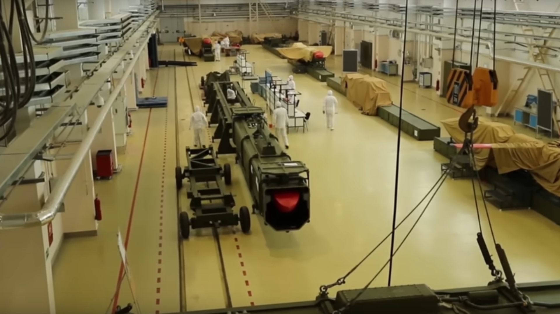 Burevestnik nuclear-powered, nuclear-capable cruise missile. Screenshot of Russian Defense Ministry video. Burevestnik nuclear-powered, nuclear-capable cruise missile. Screenshot of Russian Defense Ministry video. - اسپوتنیک ایران , 1920, 01.11.2025