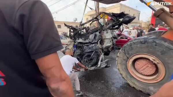 یک کشته و هفت زخمی در حمله هوایی اسرائیل بین شهرهای دویر و شرقیه در جنوب لبنان - اسپوتنیک ایران  