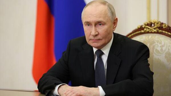 پوتین فرمان شرکت روسیه در اجلاس گروه 20 در آفریقای جنوبی را امضا کرد - اسپوتنیک ایران  