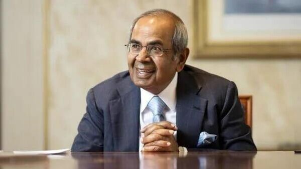 گوپیچاند هندوجا، ثروتمندترین مرد بریتانیا درگذشت - اسپوتنیک ایران  