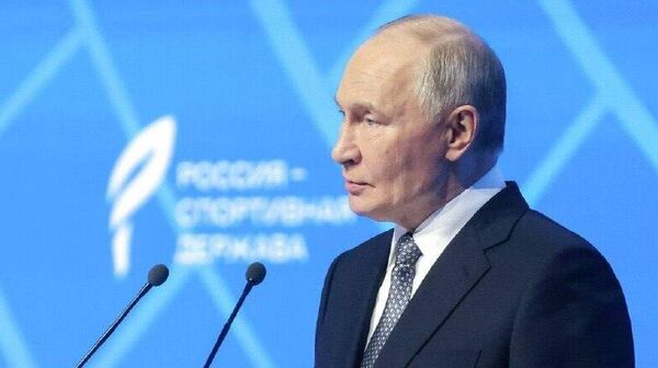 رسانه اروپایی اعلام نمود که اورانیوم پوتین به شدت غرب را تحت سلطه خود دارد و آن نمی‌ تواند از این سلطه رها شود - اسپوتنیک ایران  