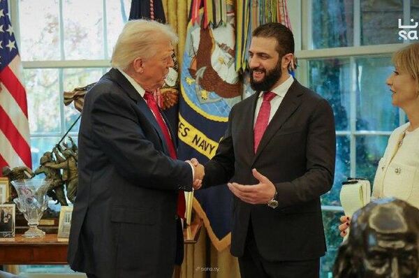 تصاویری از دیدار دونالد ترامپ، رئیس جمهور آمریکا، با احمد الشرع، رئیس جمهور سوریه در کاخ سفید - اسپوتنیک ایران  