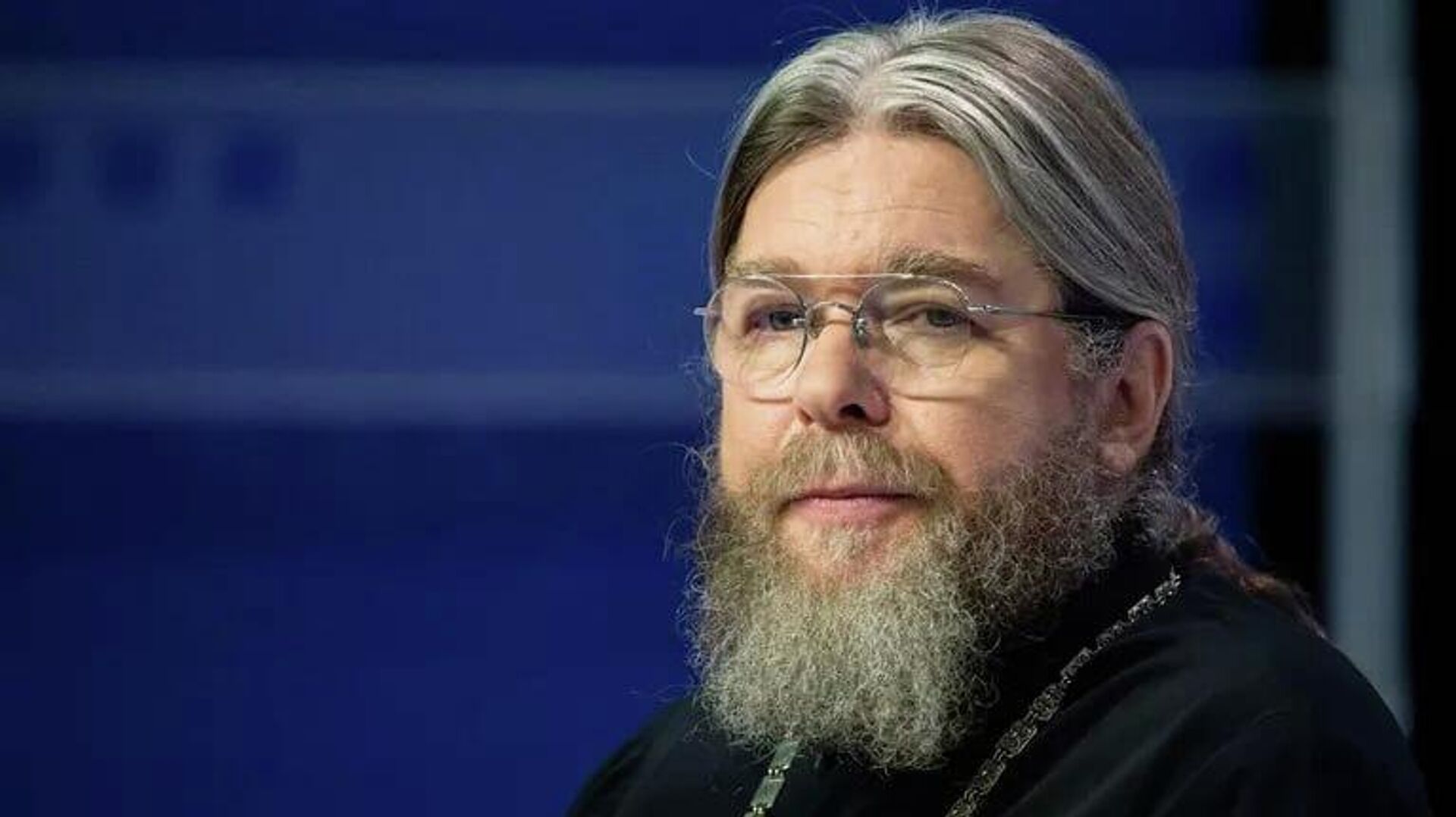 سرویس امنیت فدرال روسیه (اف اس بی) گزارش داد که بازرسان، افراد جدیدی را که از طرف سرویسهای اطلاعاتی اوکراین در تلاش برای ترور اسقف اعظم تیخون (شوکونوف) دست داشتند، شناسایی کردهاند سرویس امنیت فدرال روسیه (اف اس بی) گزارش داد که بازرسان، افراد جدیدی را که از طرف سرویسهای اطلاعاتی اوکراین در تلاش برای ترور اسقف اعظم تیخون (شوکونوف) دست داشتند، شناسایی کردهاند - اسپوتنیک ایران , 1920, 12.11.2025