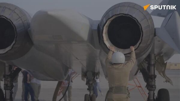 سوخو-57 روسیه مجهز به هوش مصنوعی، آینده جنگ را در دبی به نمایش می‌گذارد - اسپوتنیک ایران  