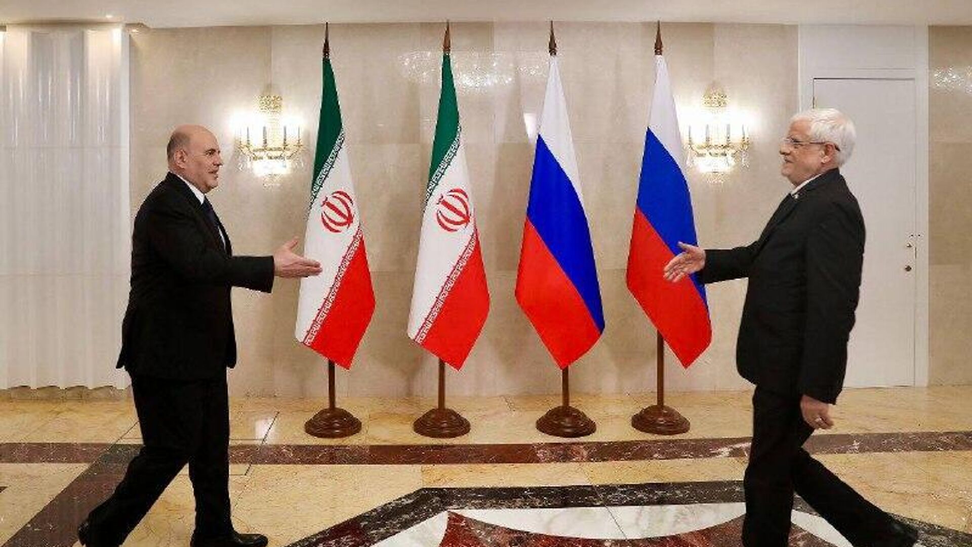 کارشناس: سفر عارف به روسیه برای سیاست همسایگی تعیین کننده است کارشناس: سفر عارف به روسیه برای سیاست همسایگی تعیین کننده است - اسپوتنیک ایران , 1920, 18.11.2025