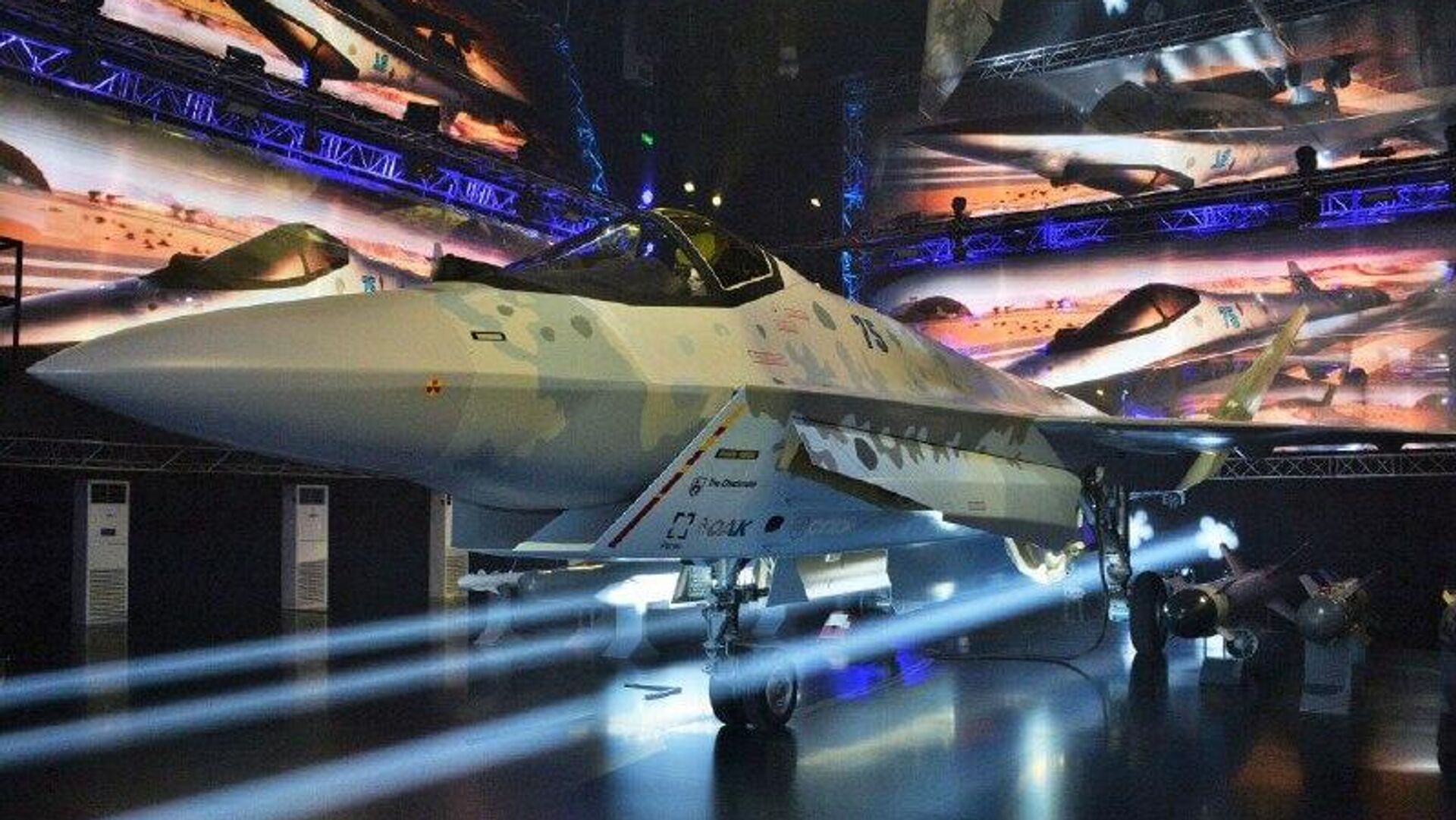 اولین پرواز هواپیمای روسی سوخو- 75چکمیت در اوایل سال 2026 انجام خواهد شد اولین پرواز هواپیمای روسی سوخو- 75چکمیت در اوایل سال 2026 انجام خواهد شد - اسپوتنیک ایران , 1920, 19.11.2025