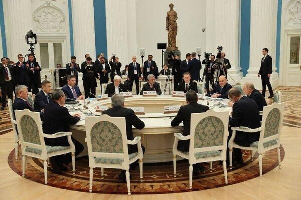 تایید پیشنهادات ایران در بیانیه پایانی نشست نخست وزیران شانگهای تایید پیشنهادات ایران در بیانیه پایانی نشست نخست وزیران شانگهای - اسپوتنیک ایران