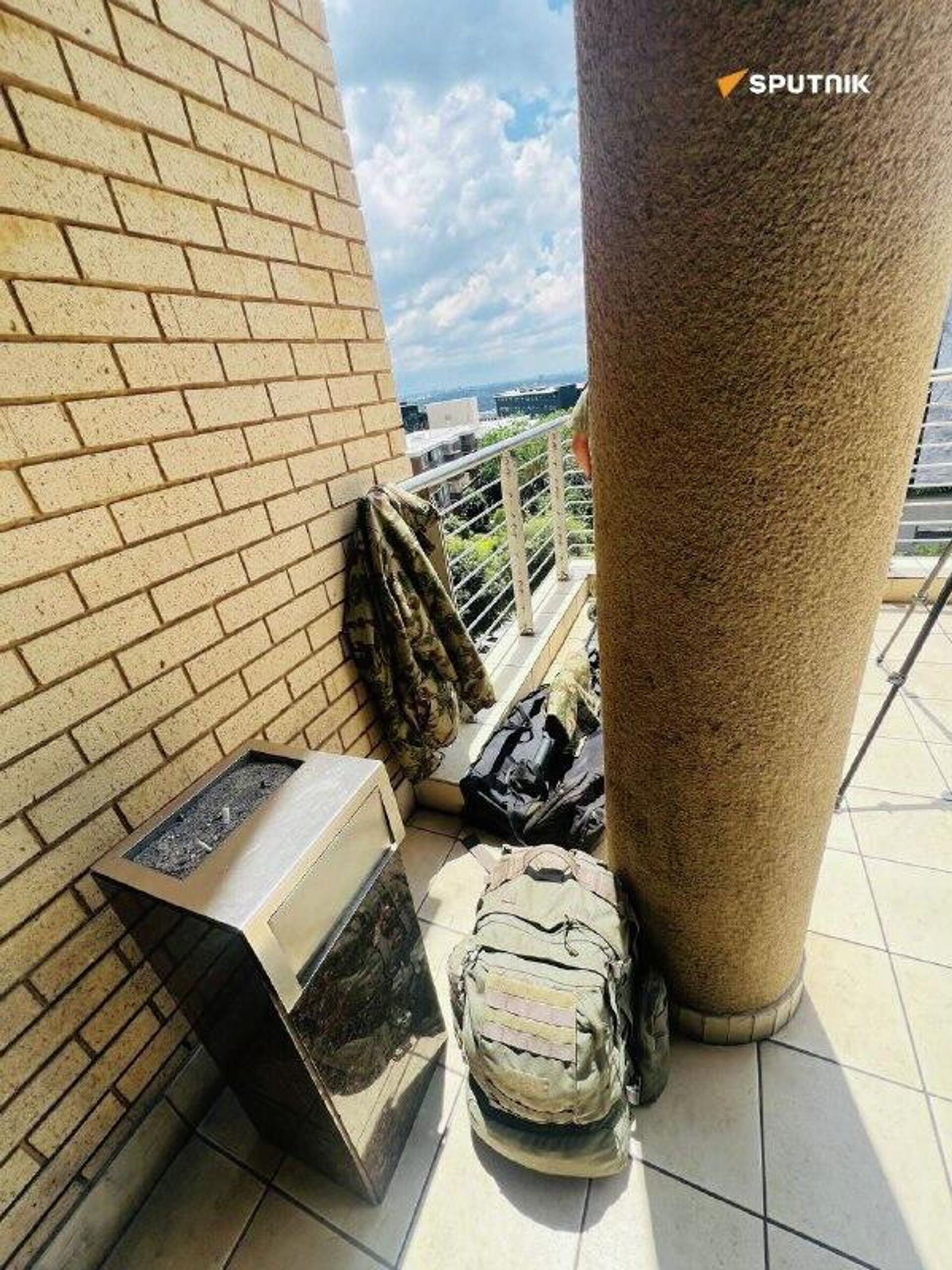 خبرنگار اسپوتنیک: تدابیر امنیتی در منطقه سندتون که بیشتر رؤسای دولتها در آنجا اقامت دارند، اتخاذ شده است خبرنگار اسپوتنیک: تدابیر امنیتی در منطقه سندتون که بیشتر رؤسای دولتها در آنجا اقامت دارند، اتخاذ شده است - اسپوتنیک ایران , 1920, 21.11.2025