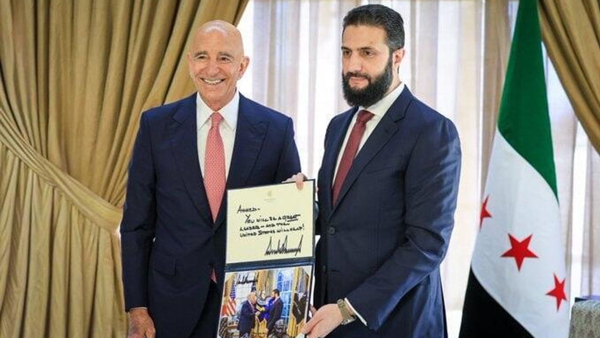 ترامپ نامهای دستنویس به الشرع فرستاد: «تو رهبر بزرگی خواهی شد» ترامپ نامهای دستنویس به الشرع فرستاد: «تو رهبر بزرگی خواهی شد» - اسپوتنیک ایران , 1920, 03.12.2025