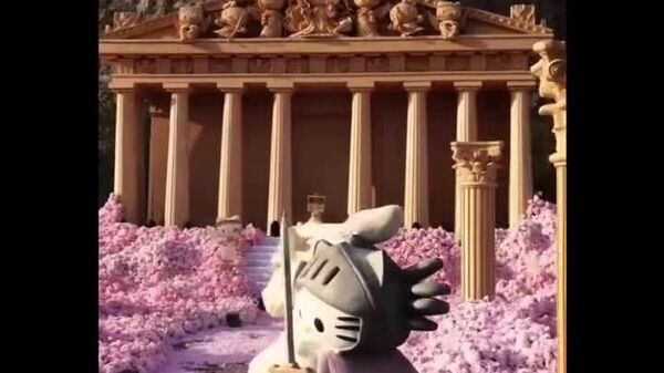 یک مرد چینی معبدی با تم هلو کیتی برای مراسم خواستگاری ساخت - اسپوتنیک ایران  