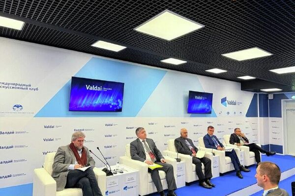 کنفرانس باشگاه گفتگوی بین‌المللی والدای با موضوع «امنیت در اوراسیا: از مفهوم تا عمل» در مسکو آغاز شد - اسپوتنیک ایران  