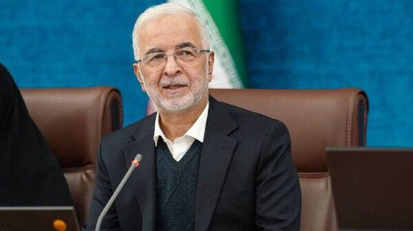 وزیر کشور ایران گفت: تدبیر رئیس‌جمهور ایران این بوده که در انتخاب مدیران، نگاه جنسیتی، قومیتی یا مذهبی وجود نداشته باشد - اسپوتنیک ایران  