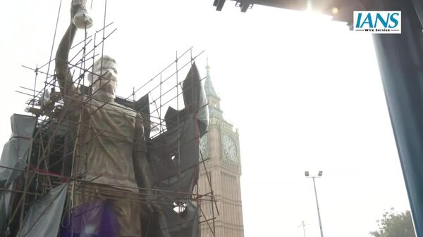 مجسمه 21 متری لیونل مسی، در 13 دسامبر در کلکته، بنگال غربی، هند رونمایی خواهد شد - اسپوتنیک ایران  