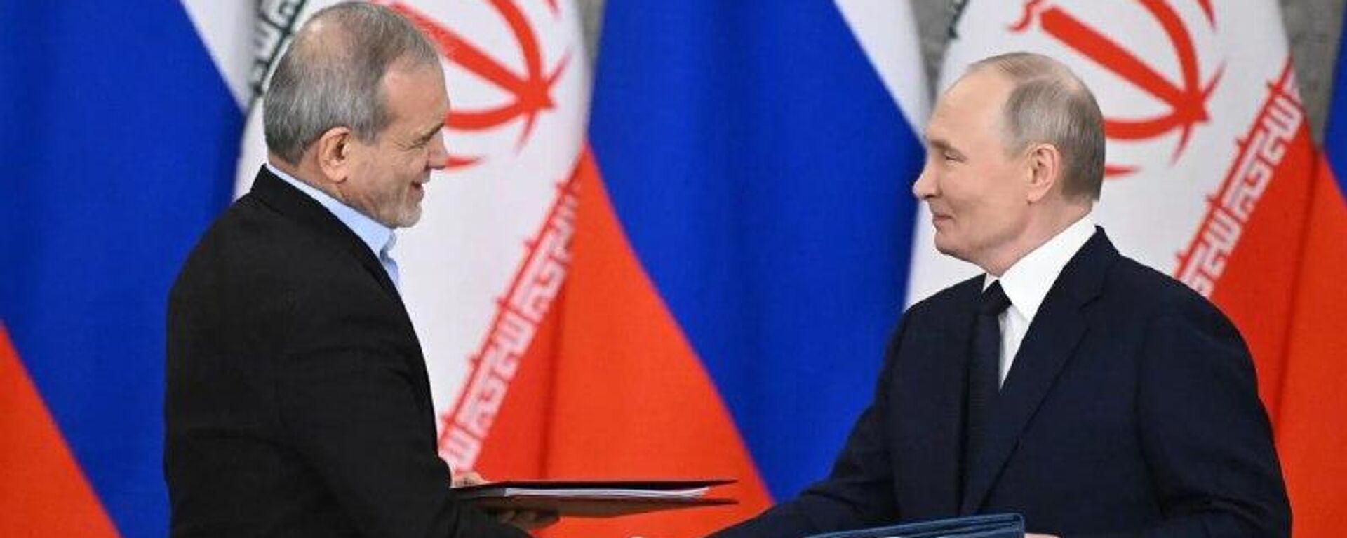 اهمیت دیدار پوتین و پزشکیان - اسپوتنیک ایران  , 1920, 12.12.2025