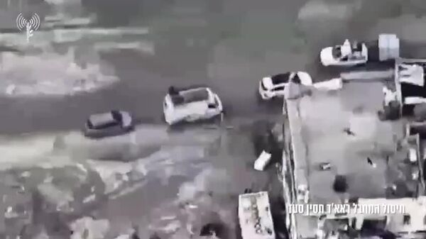 ارتش اسرائیل فیلمی از لحظه حمله به رائد سعد، رهبر حماس، در جریان انفجار خودرویش در شهر غزه منتشر کرد - اسپوتنیک ایران  