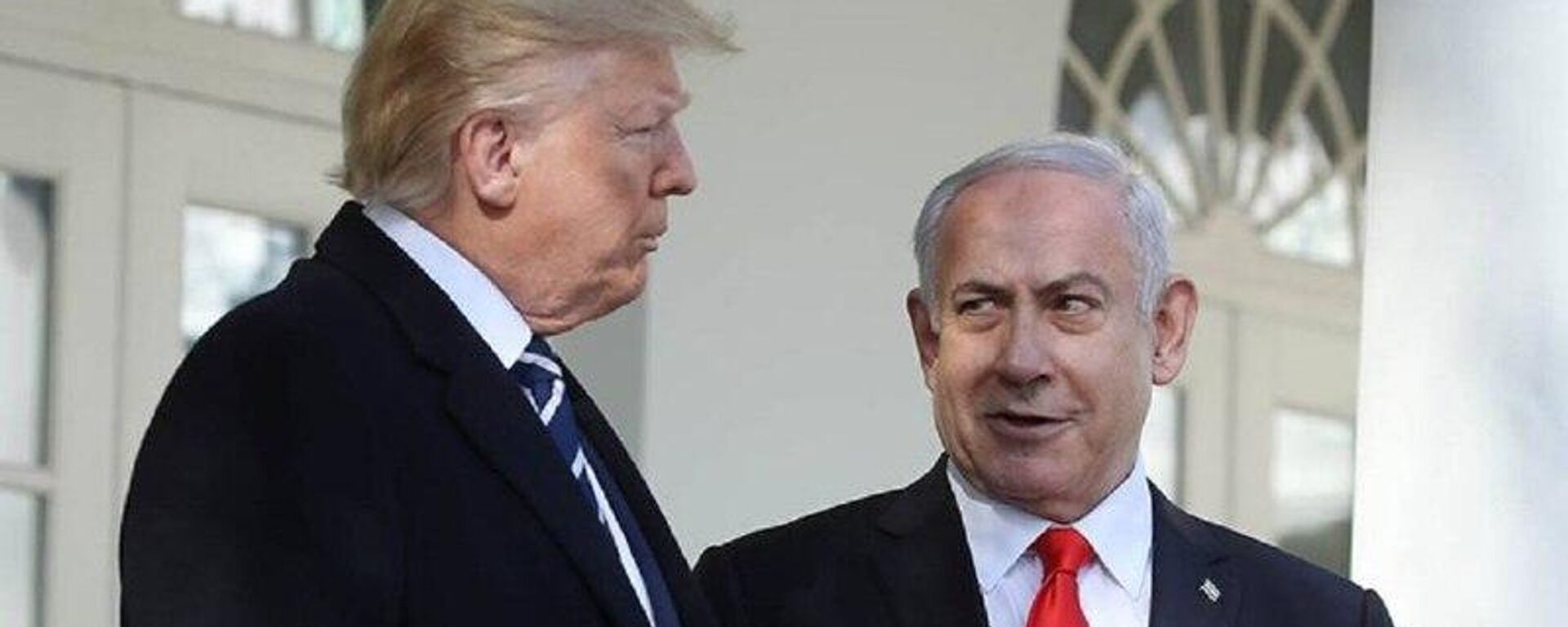 کارشناس سیاسی گفت که «نبرد خاموشی» بین مواضع آمریکا و اسرائیل در جریان است - اسپوتنیک ایران  , 1920, 16.12.2025